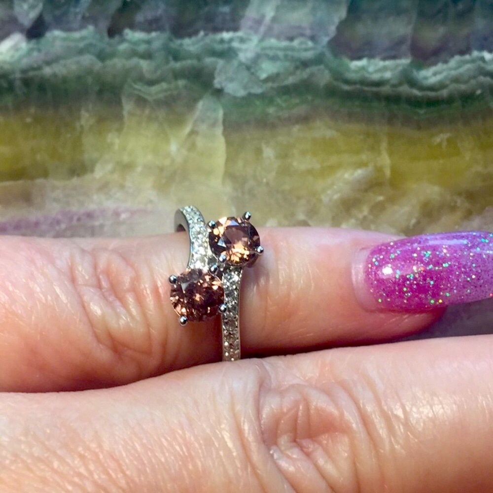 MINED TRUE COLOR SHIFT HOT PINK GARNETS - Picture 3 of 8